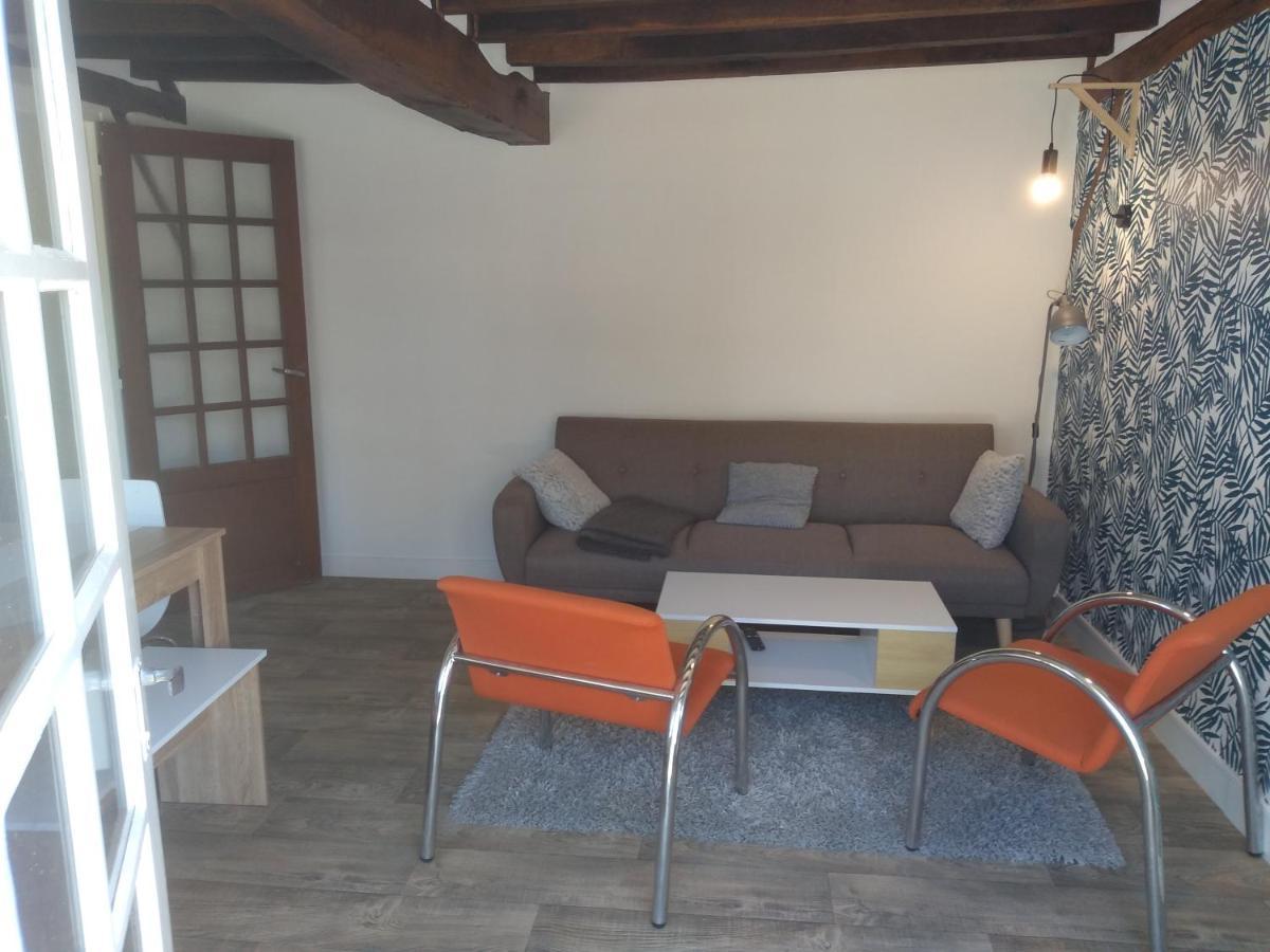 Villa Repos dans le Perche à Combres Extérieur photo