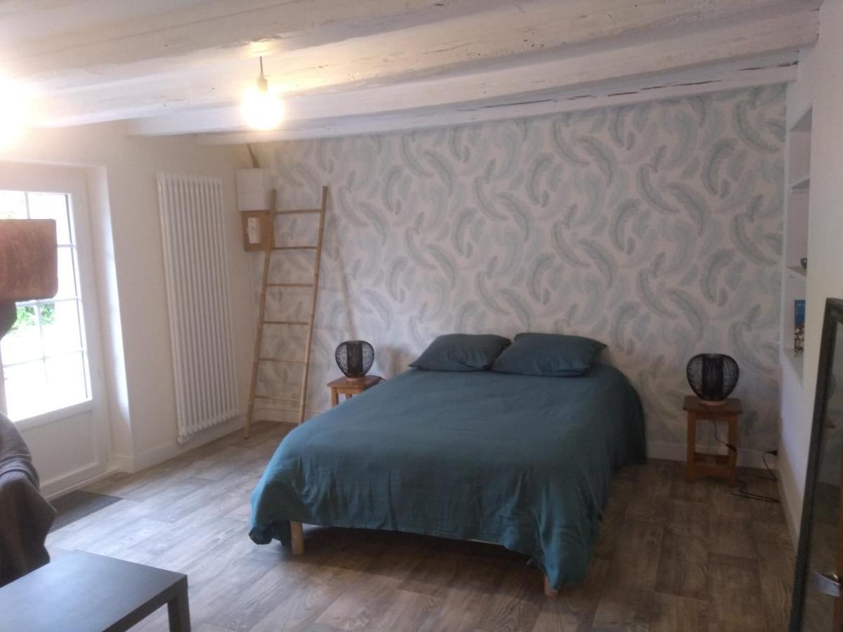 Villa Repos dans le Perche à Combres Extérieur photo